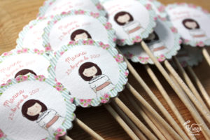 Etiquetas con palito.